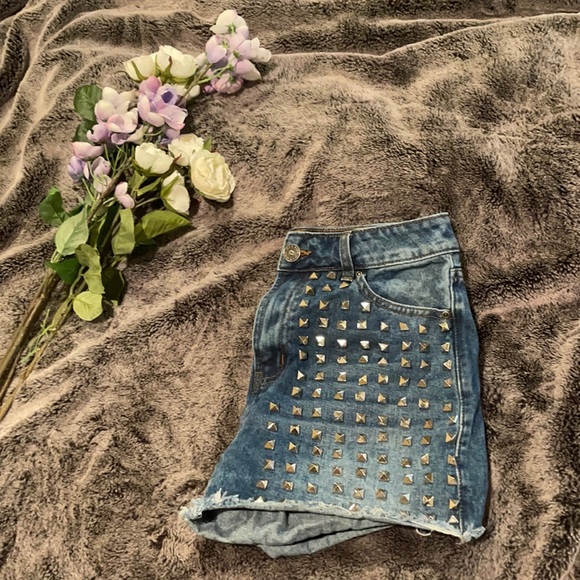 Ripped Denim Jean Studded Booty Shorts - Picture 1 of 4